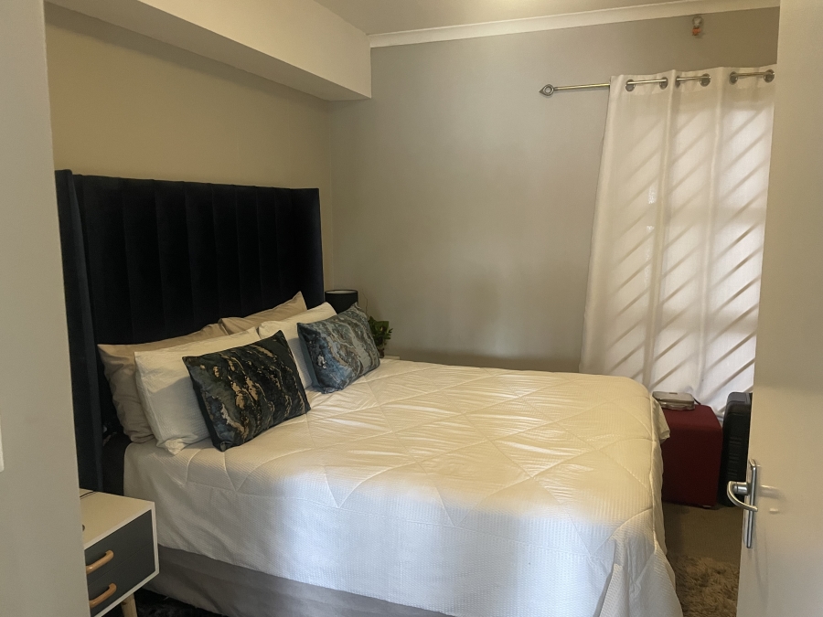 1 Bedroom Property for Sale in Okennedyville Western Cape